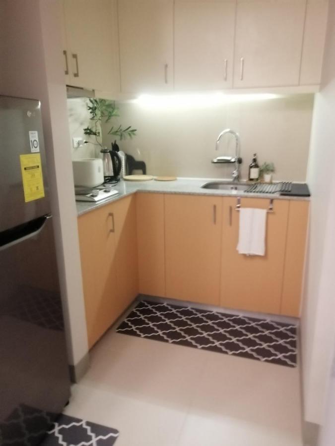 Luxe Bonifacio Global City Taguig Uptown Condo Hotel 1 Bedroom Suite Exterior photo